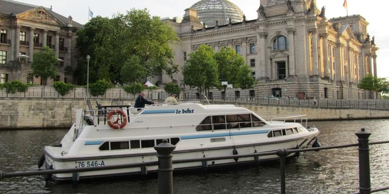 Hausboot mieten und Berlin erkunden 
